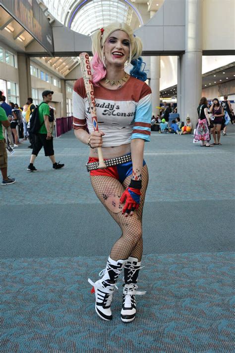 sexiest cosplayer|San Diego Comic